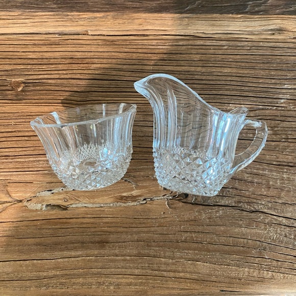 Vintage Crystal Glass Creamer and Sugar Set 
Used - Picture 7 of 10